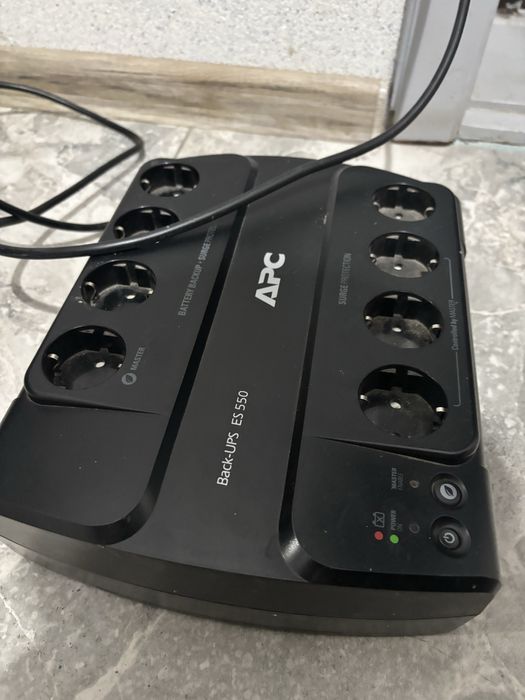 Стабилизатор напряжения