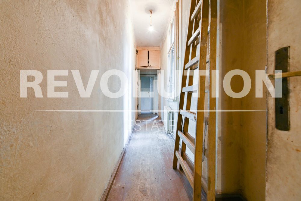 Продава се Четиристаен апартамент в София, Център - 181 кв.м за 3646 €/кв.м - Снимка #10