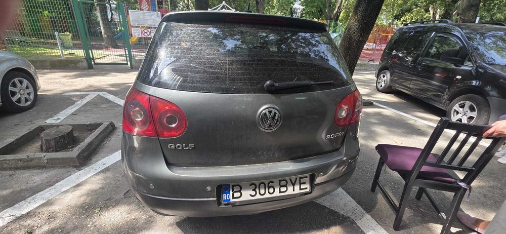 VW Golf 2.0 FSI 150cp Gri 2005