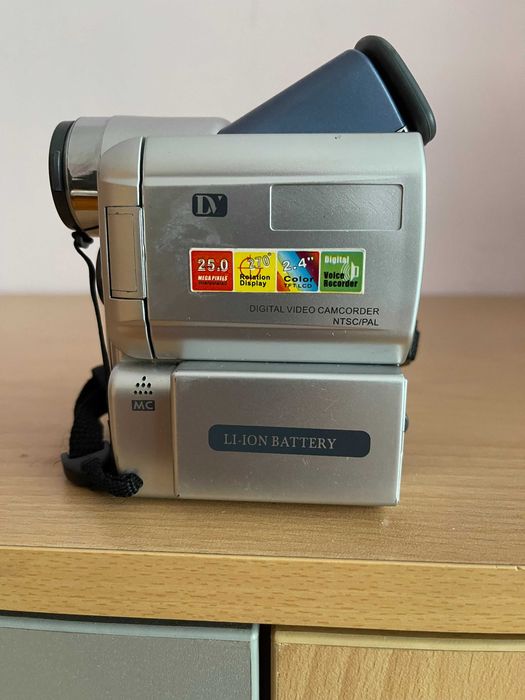 Дигитална мини камера Sony