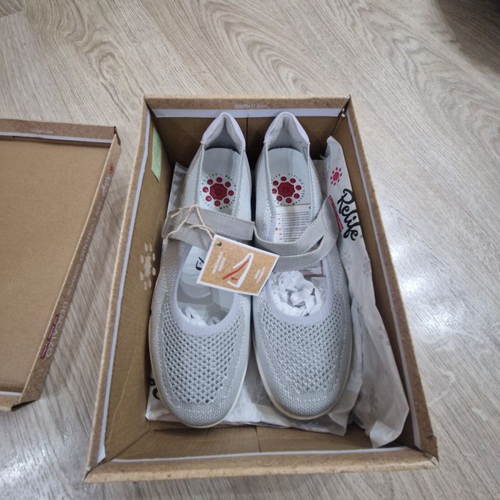 Жана аяк киимдер