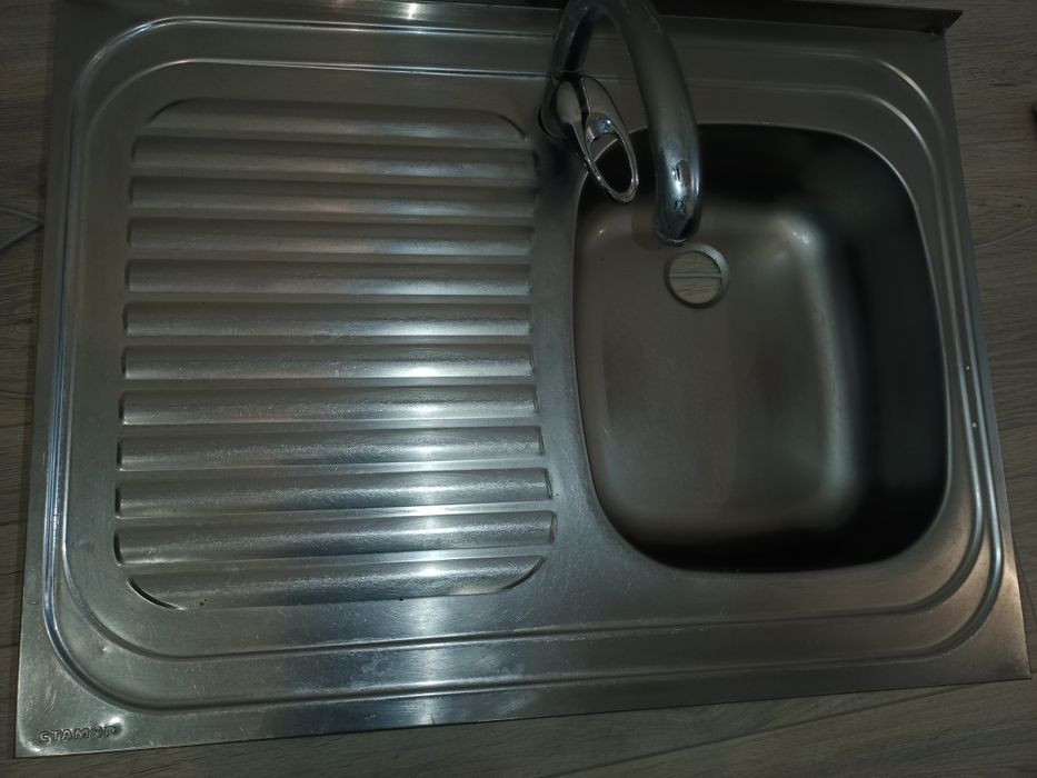 Кухонная мойка, состояние б/у