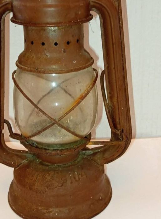 Felinar pe gaz METALOGLOBUS,fabricat în România în perioada comunistă