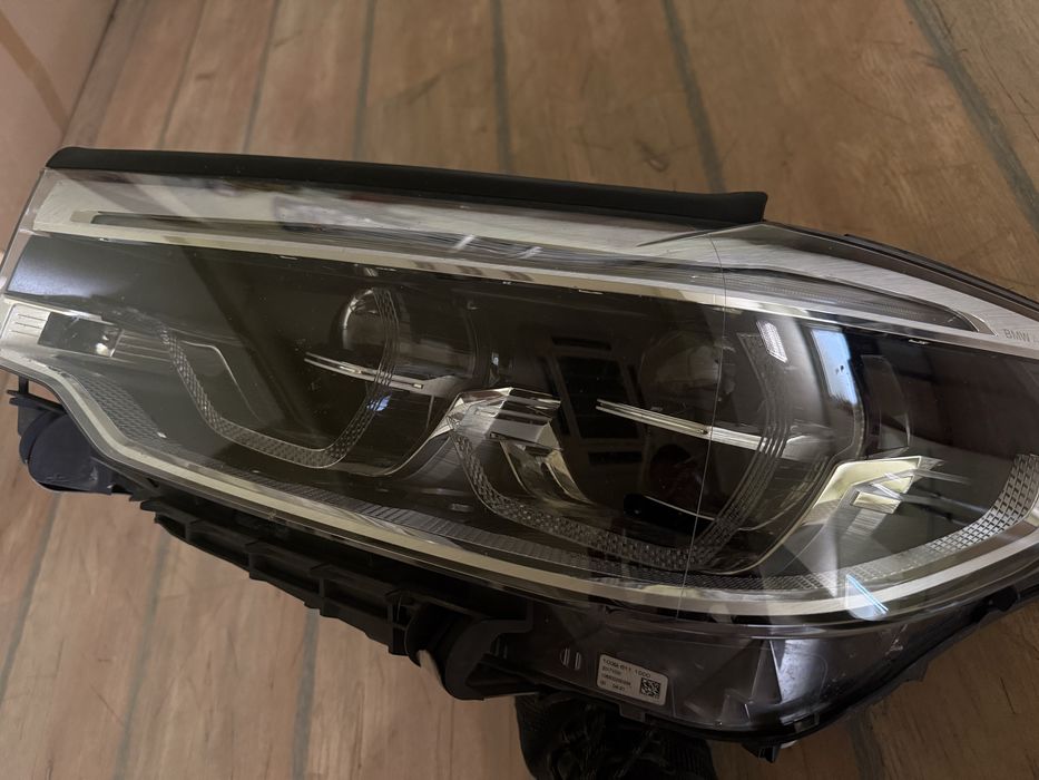 Ляв фар за Bmw G30 G31 Full Led Adaptive напълно оборудван