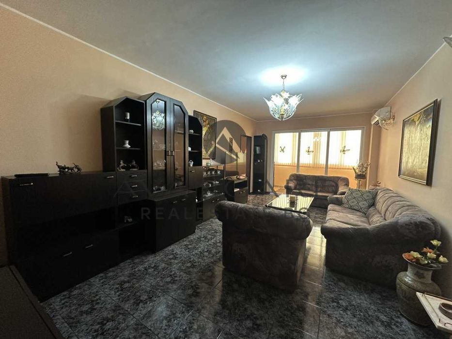 Продава се Тристаен апартамент в Пловдив, Център - 107 кв.м за 1870 €/кв.м - Снимка #3