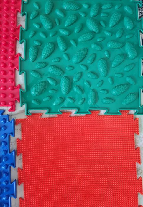 Продаю детскую массажный коврик