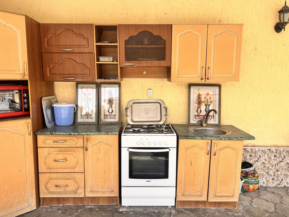 Продам кухоный гарнитур