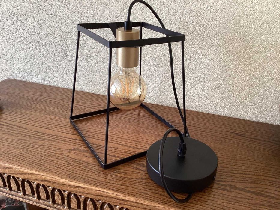 Декоративна висяща висяща таванна лампа с абажур в метална кутия