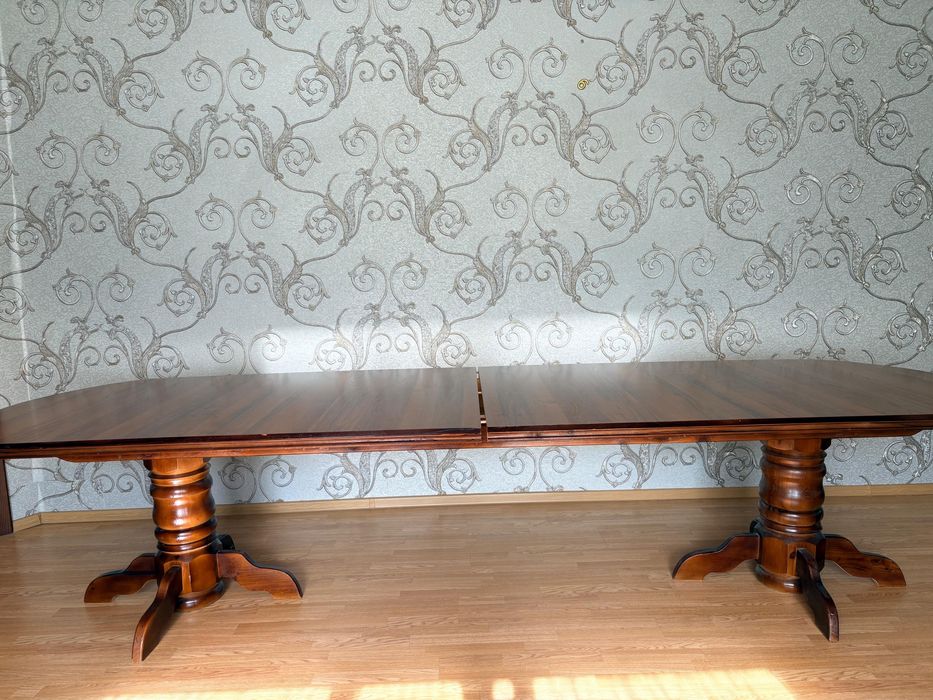 Продам стол 3,50*1,10