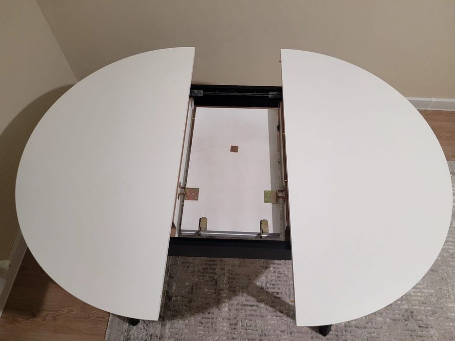 Продается стол из МДФ