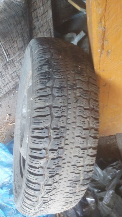 Диск с резиной 16р. Нива