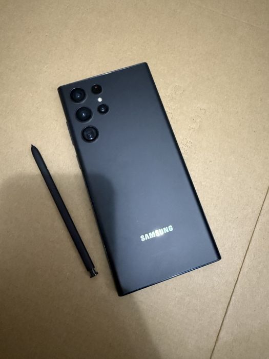 Samsung S22 ultra 12/512 gb