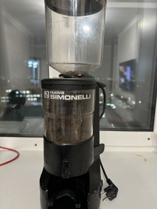 Продам кофемолку