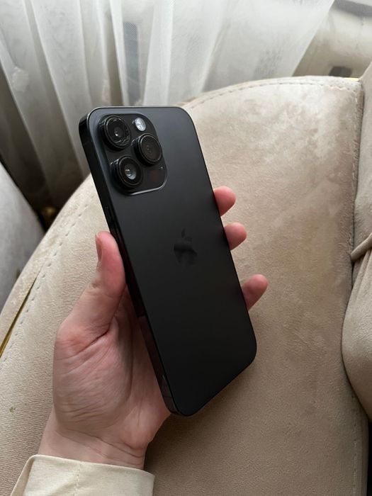 Айфон 14 про макс черногт цвета 1 Tr