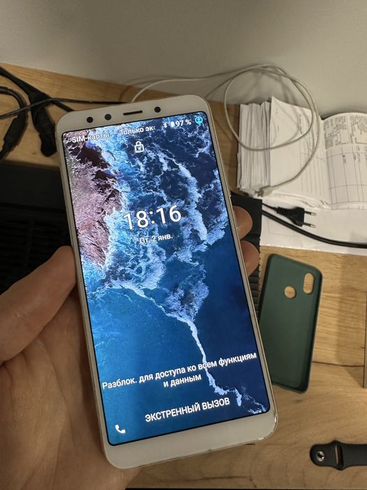 Продам смартфон Xiaomi Mi A2