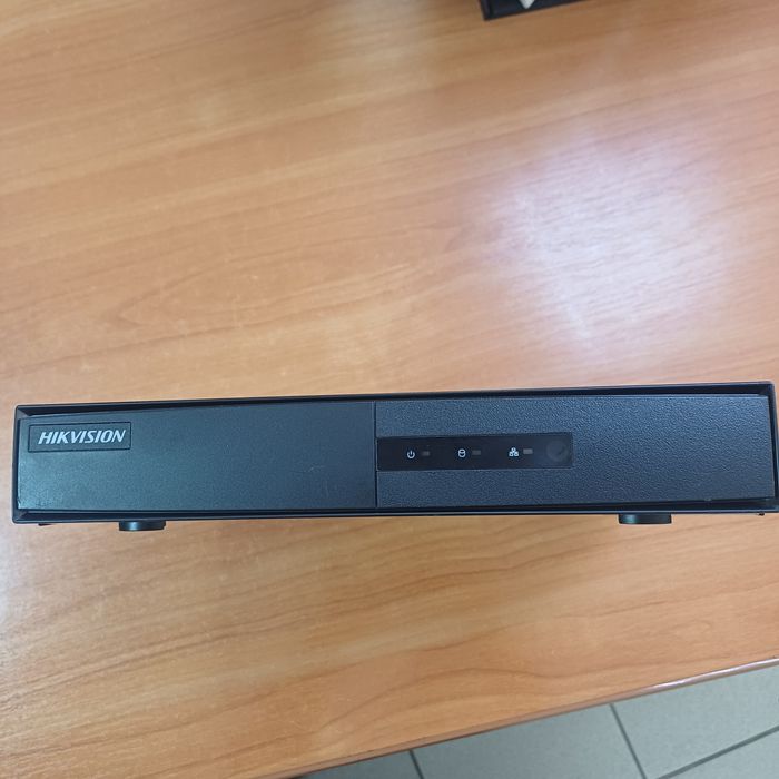 Видеорегистратор Hikvision