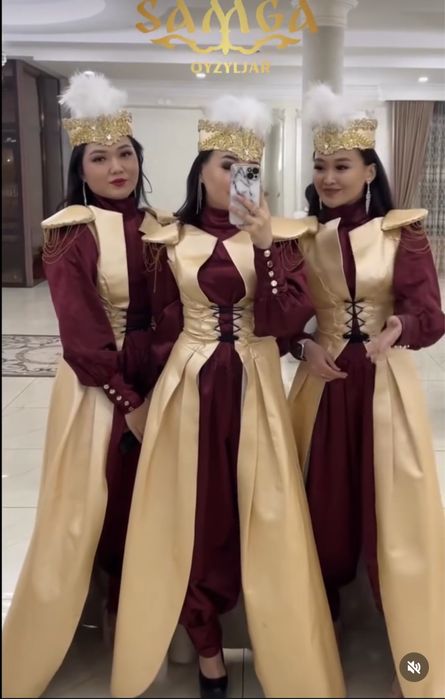 Костюмы для ТРИО певиц