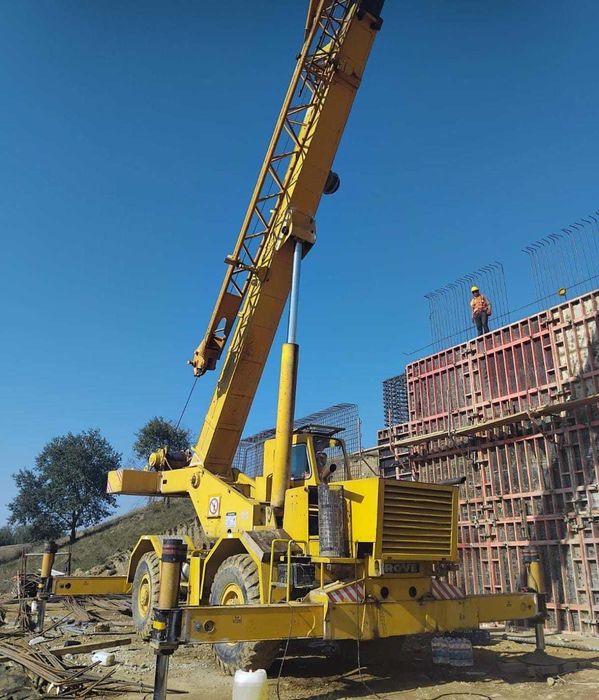 GROVE macara pe pneuri RT 625