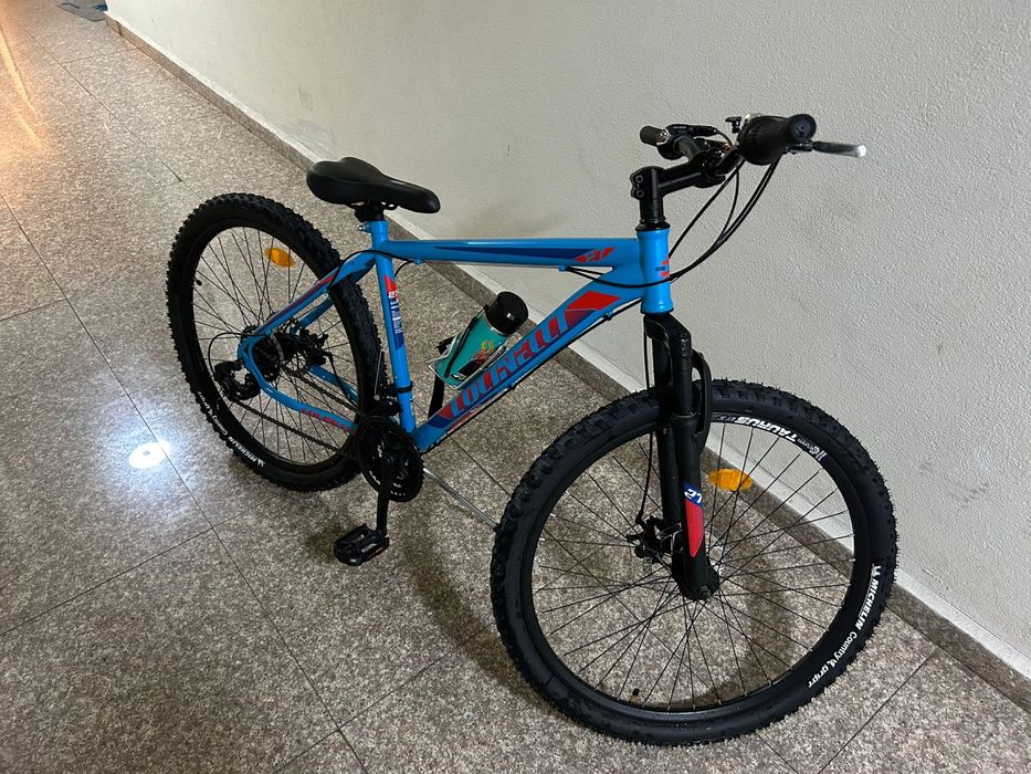 Vand bicicleta ca noua