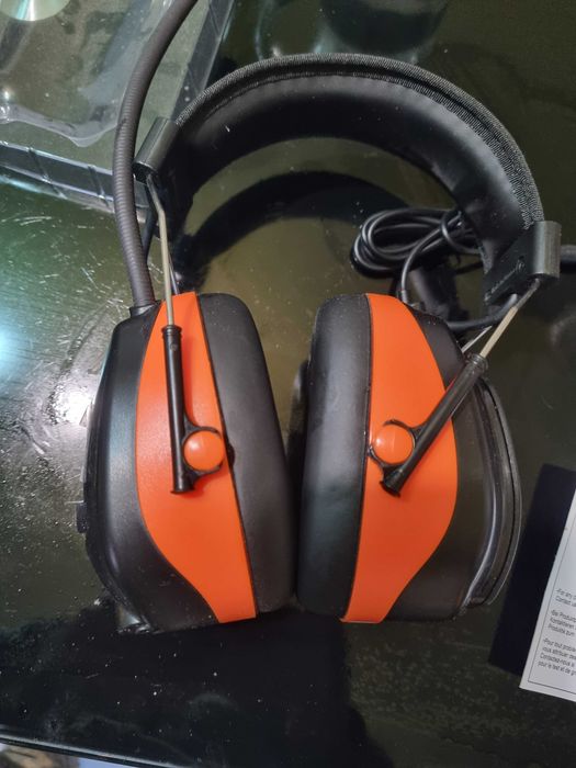 Vand casti protear antifoane cu radio si bluetooth