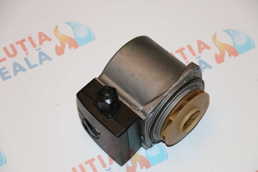 Pompa Grundfos UPS 15-50 A0 centrala termica Ferroli