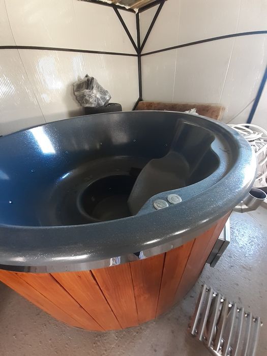 Ciubar jacuzzi,cada Fibră de sticlă 6 pers