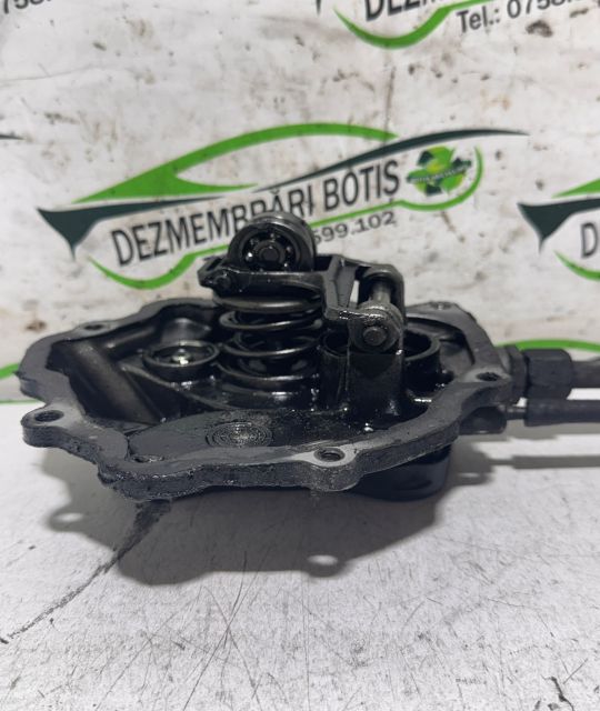 Pompa vacuum mecanica Mercedes-Benz E-Class W124 (facelift)