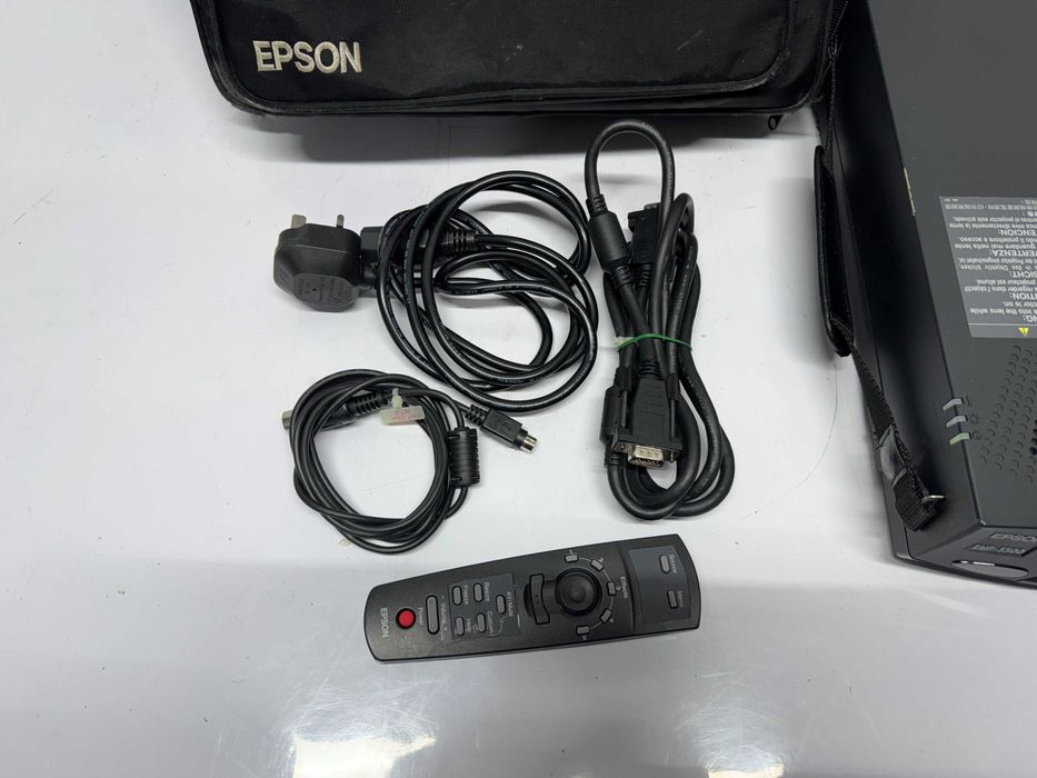Проектор - Epson EMP-5500 / 592h