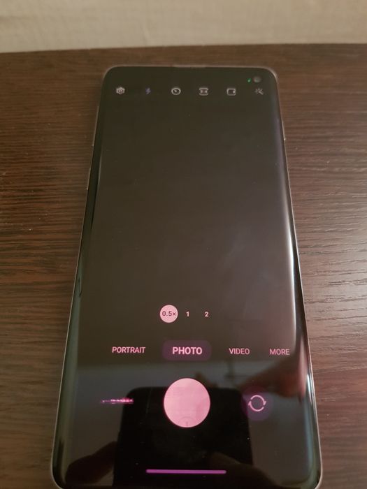 Продам samsung s10