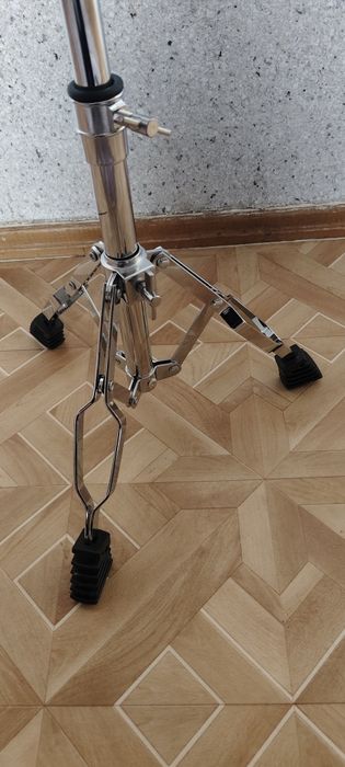 Стойка держатель