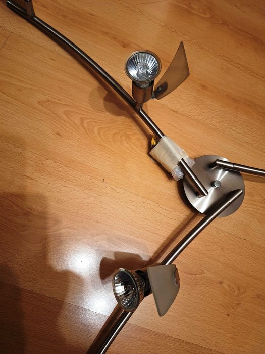 Аплик за таван комплект с 6 броя крушки с цокъл GU 10