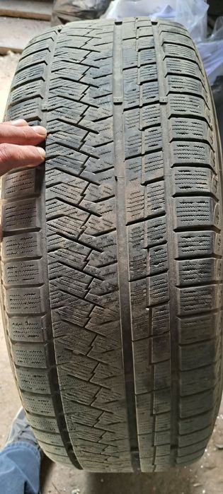Продам диски с резиной на митсубиси