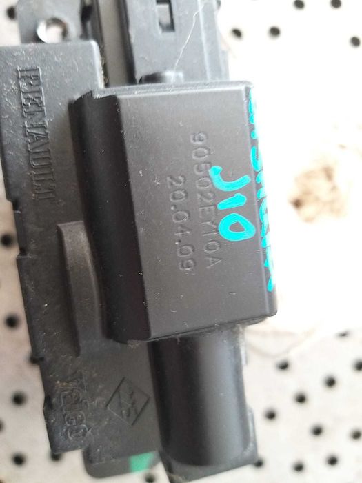 Broasca haion nissan qashqai j10 90502ey10a