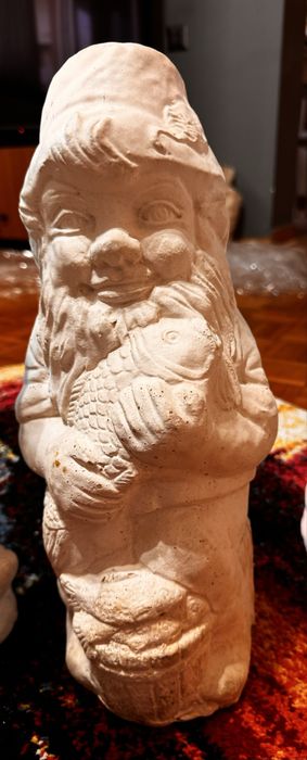 Alba ca zapada si cei 7 pitici din gips