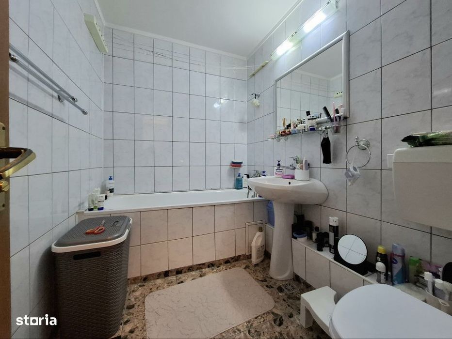 4 CAMERE | Teiul Doamnei | 80MP | Parcare | Centrala Bloc