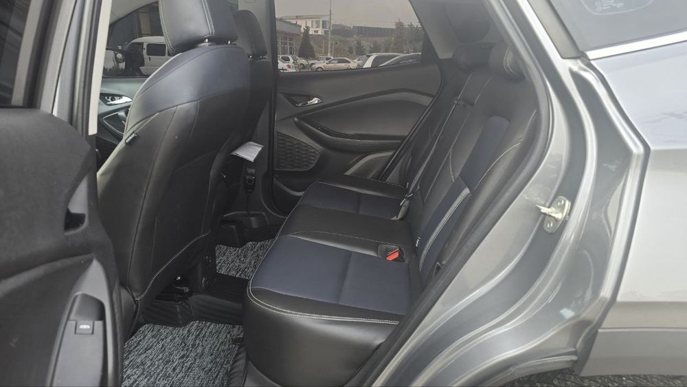 Срочно сотилади Треккер 2 фул позиция, 2021 йил корейский зборка, бенз