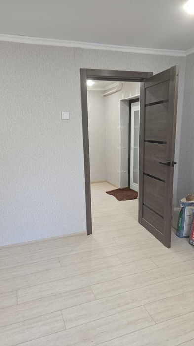 Продам 2 ком квартиру район Драм театра