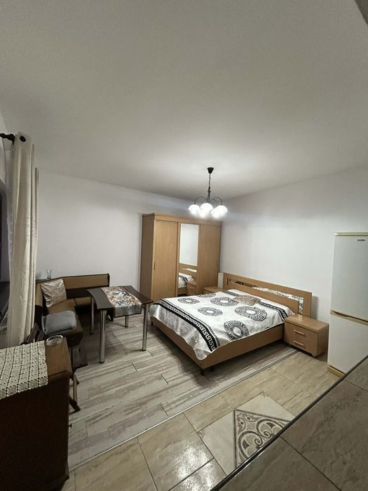 Inchiriere garsoniera cf1