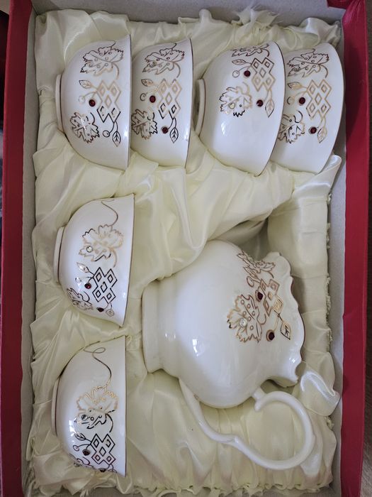 Чайник и кесушки