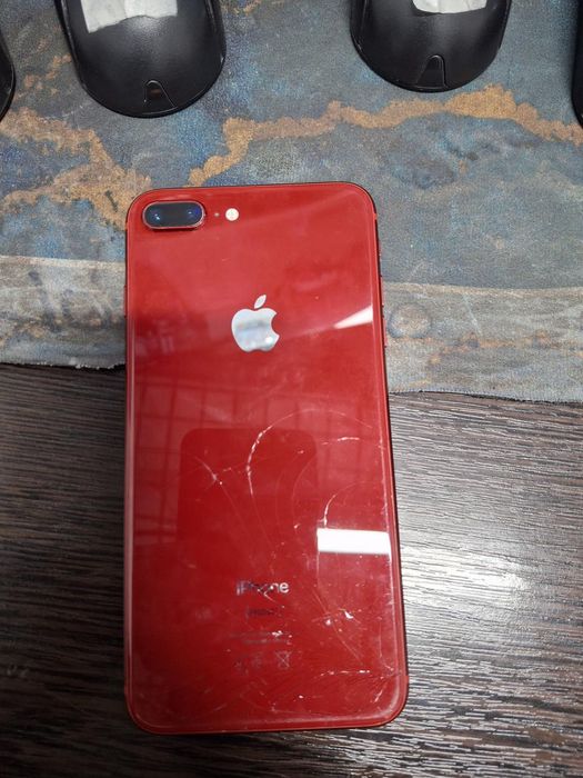 Айфон 8+ срочно срочно