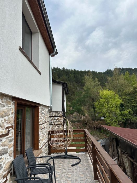 Продава се  родопска къща в Смолян