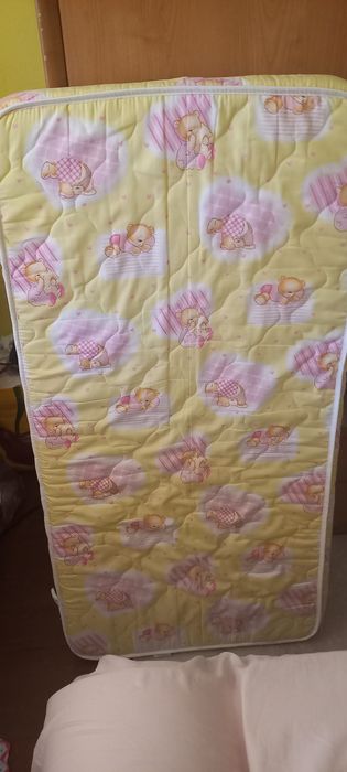 Матрак за детско легло / кошара