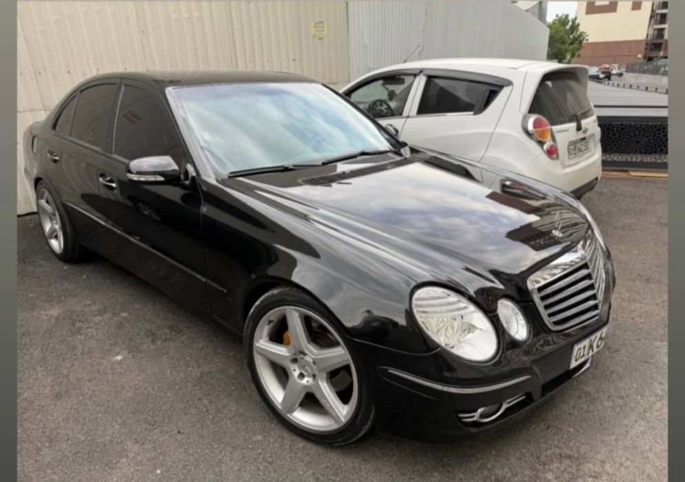 Сотилади W211 M113 5L