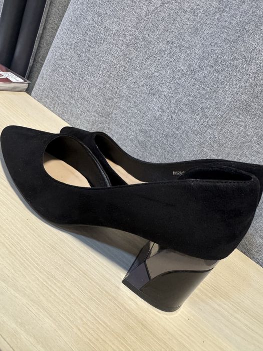 Дамски обувки 39 номер