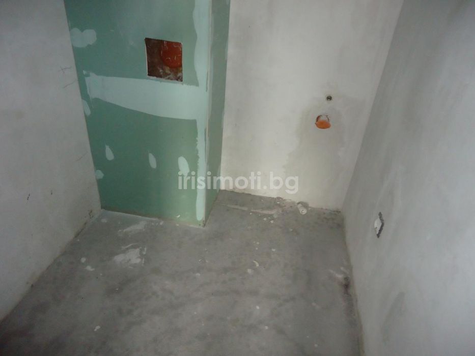 Продава се Едностаен апартамент в София, Манастирски ливади - 69 кв.м за 1938 €/кв.м - Снимка #3