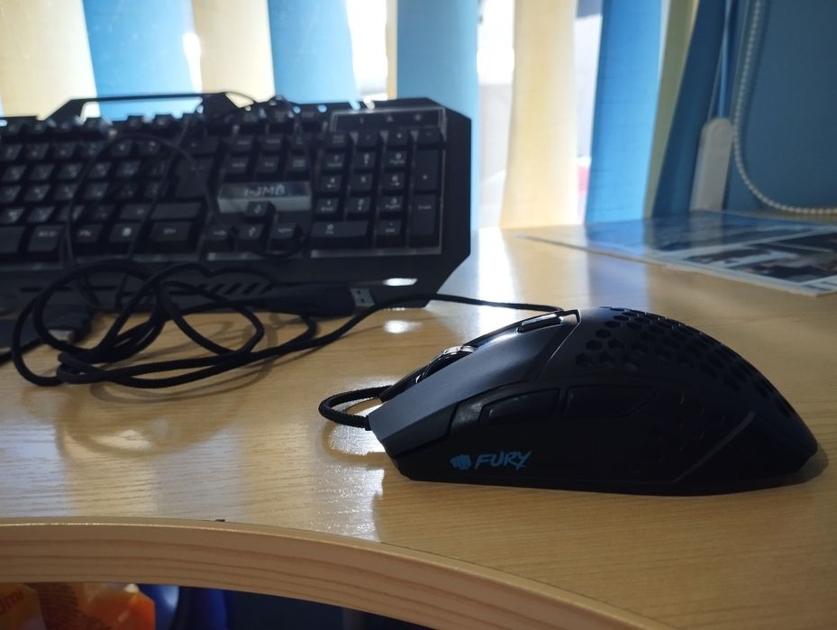 Гейминг клавиатура и мишка