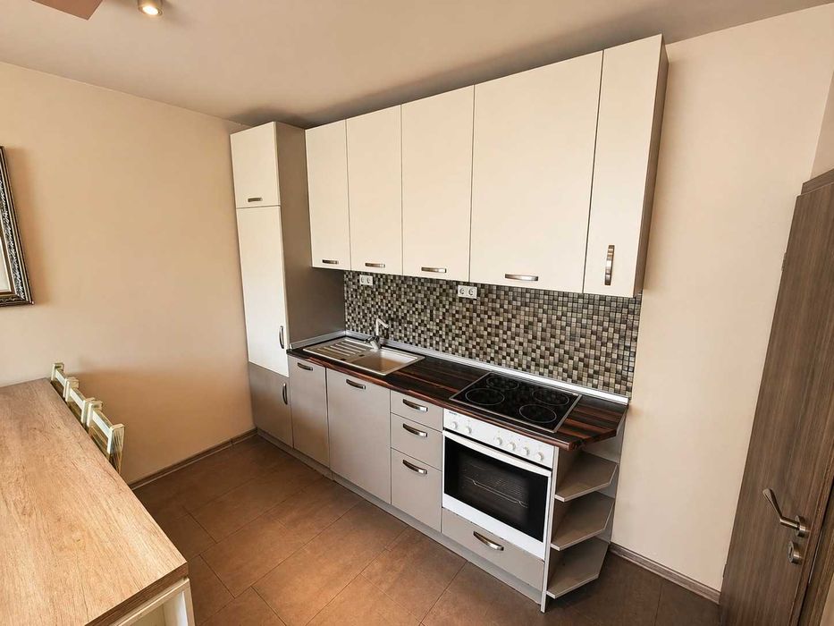 Продава се Тристаен апартамент в София, Лагера - 80 кв.м за 1460 €/кв.м - Снимка #4