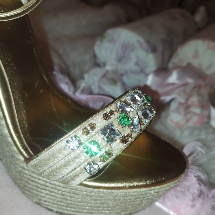 Sandale Gucci, autentice