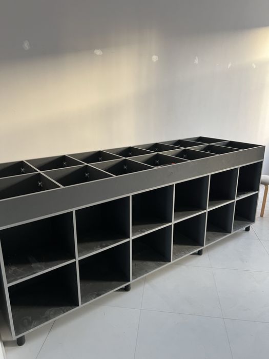 Прдодается мебель