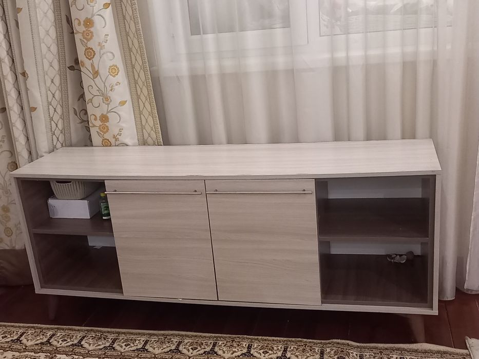 Тумба под телевизор
